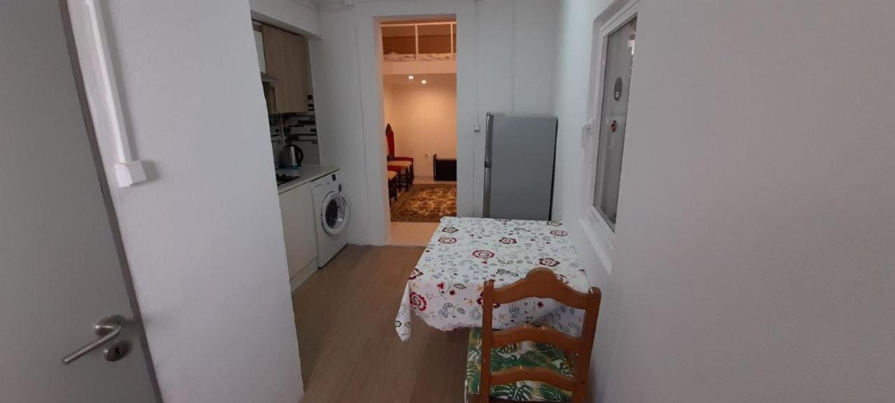 Pousada Moradia Em Vila Da Cidade